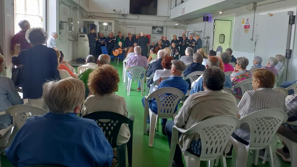 Un momento del concierto en la Cofradía