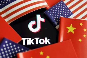 FILE PHOTO: China and U.S. flags are seen near a TikTok logo in this illustration picture taken July 16, 2020. REUTERS/Florence Lo/Illustration/File Photo