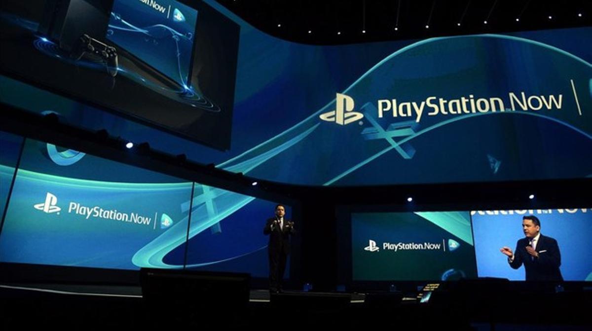 El president de Sony Computer Entertainment America, Shawn Layden, a la roda de premsa de Play Station, a Los Angeles.