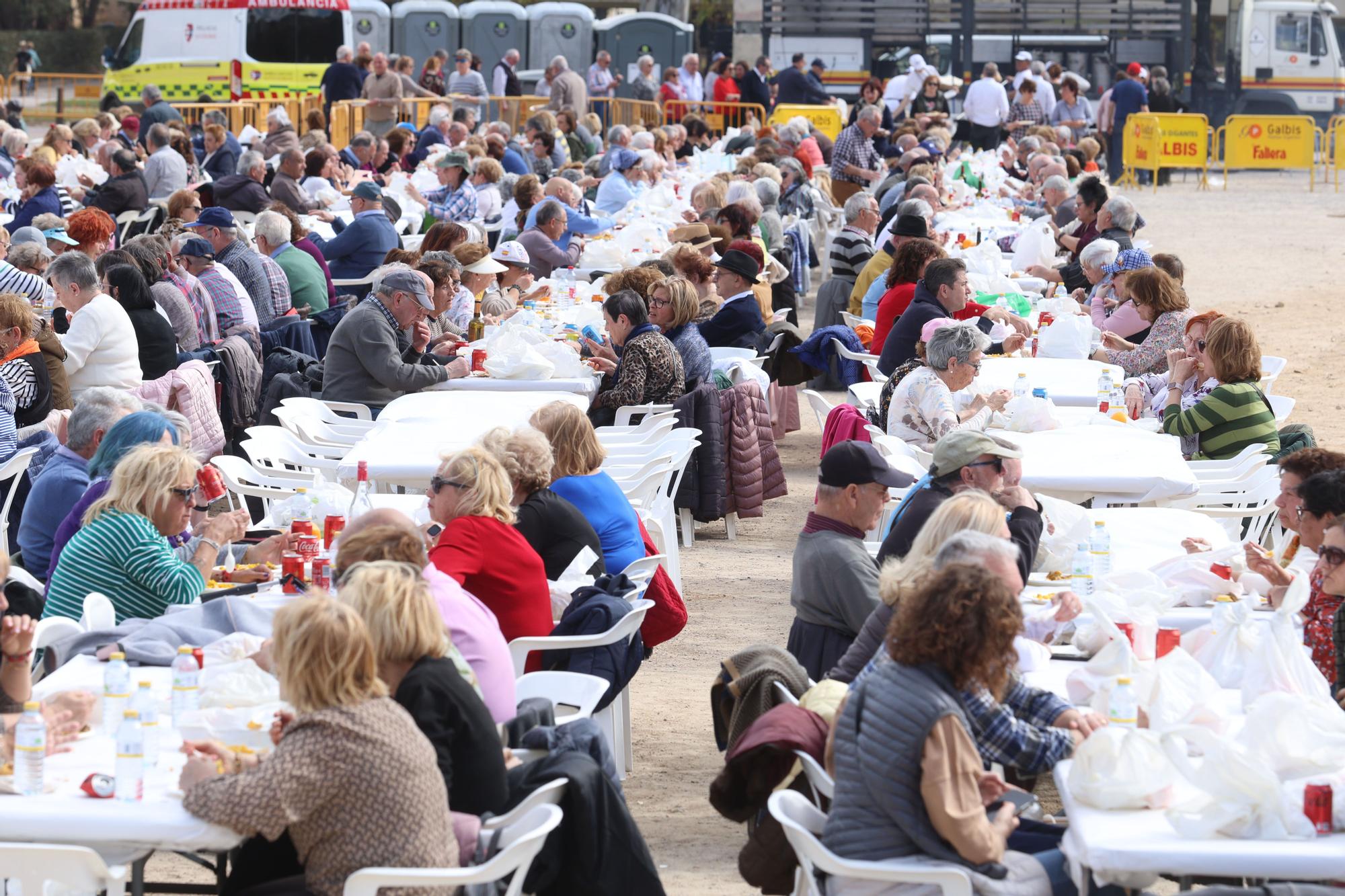 Paellas organizadas por la concejalía de atención a personas mayores del Ayuntamiento de València