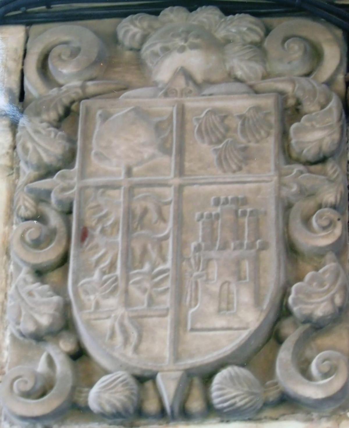 Blasón de gálvez y Carmona