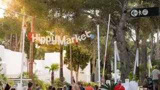 El Hippy Market de Punta Arabí despide la temporada este miércoles con artesanía, música y gastronomía