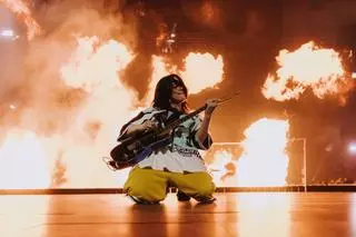 Billie Eilish arrasa en su primera fecha en el Palau Sant Jordi