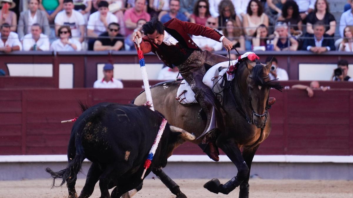 Orejas de distinto peso para Cartagena y Ventura en la primera de rejones de San Isidro