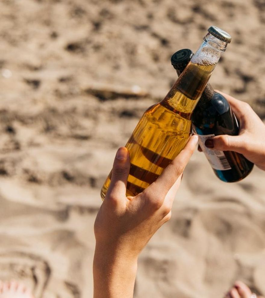 ¿Es la cerveza la mejor forma de hidratarse en verano? Esto es lo que dice la nutricionista