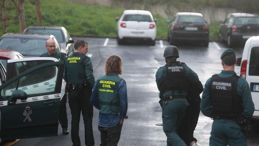 Condenada una mujer en A Laracha por agredir a la Guardia Civil tras una disputa vecinal