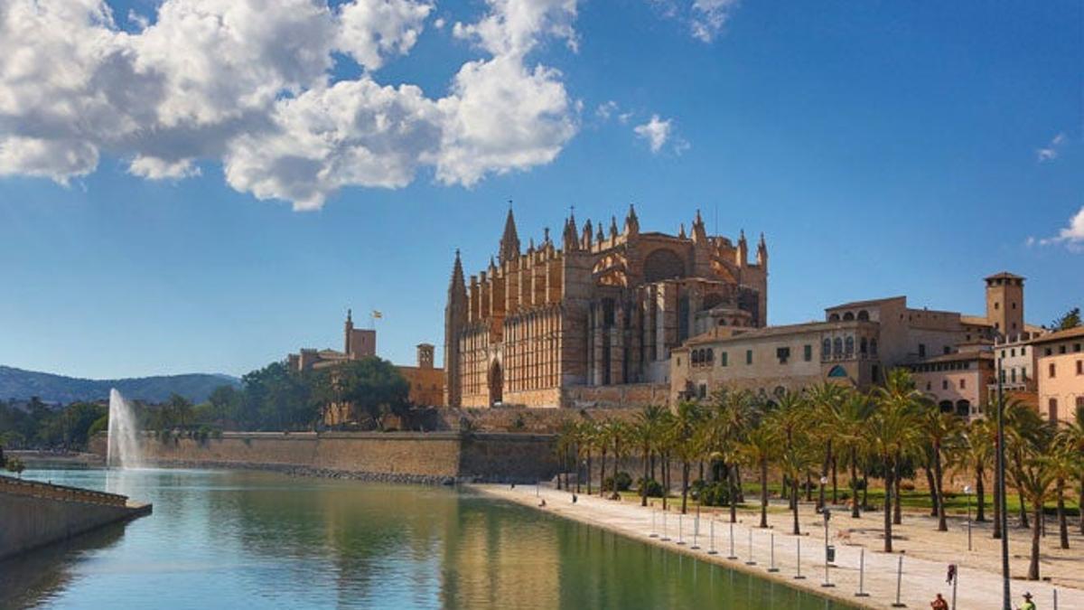 Iberia baja los precios de los vuelos a Palma de Mallorca