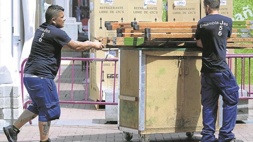 Castellón coge aire y recupera la mitad de las empresas que cerraron por la crisis