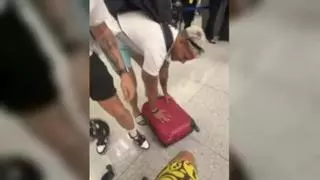 Malagueny enginyós: trenca les rodes de la maleta per evitar la facturació a Ryanair