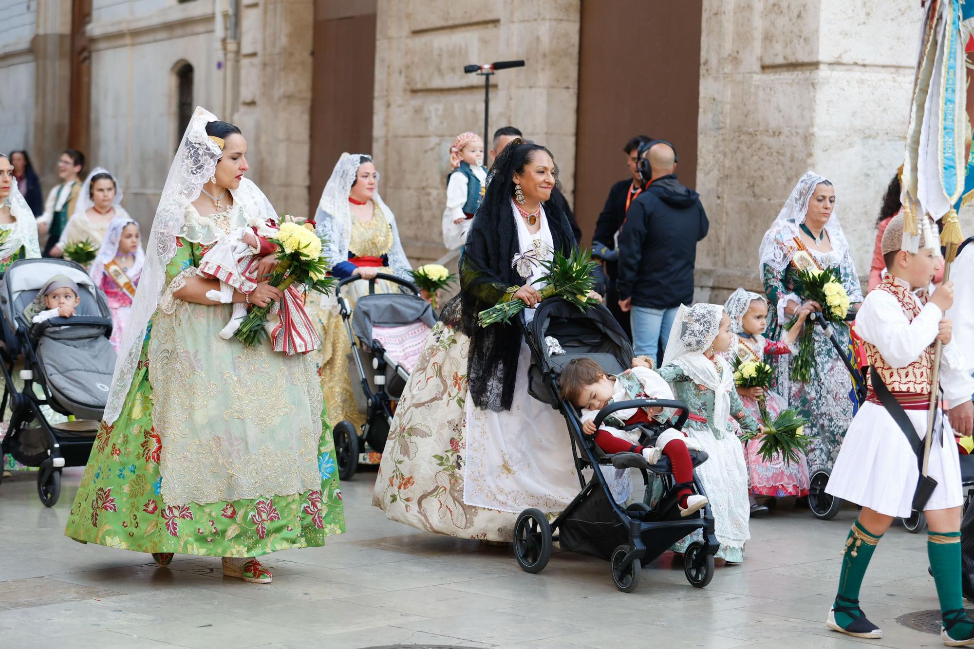 Búscate en el primer día de la Ofrenda en la calle San Vicente entre las 18:00 y las 19:00