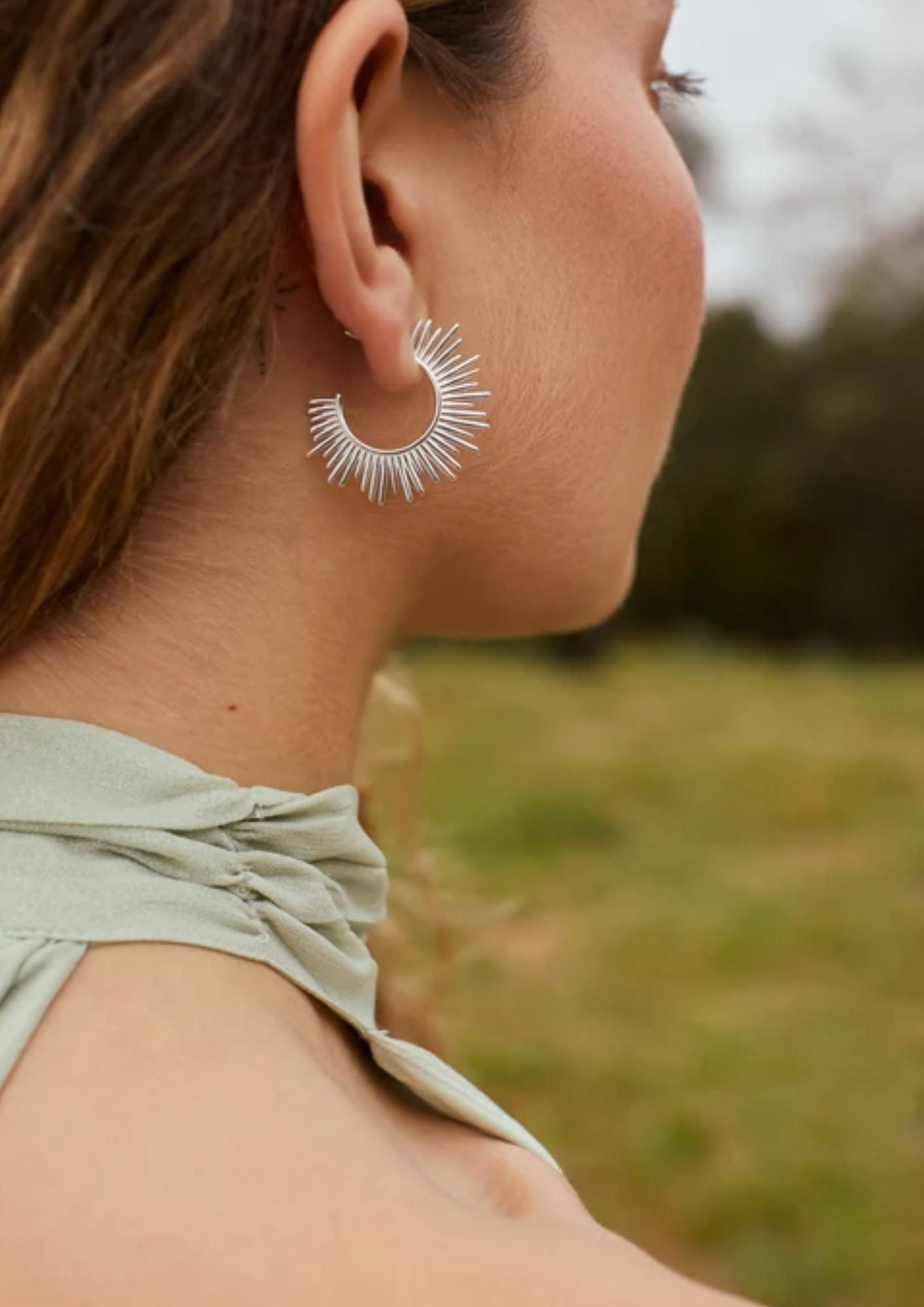 PENDIENTES TENDENCIA OTONO Los pendientes que arrasan entre las que mas saben de moda