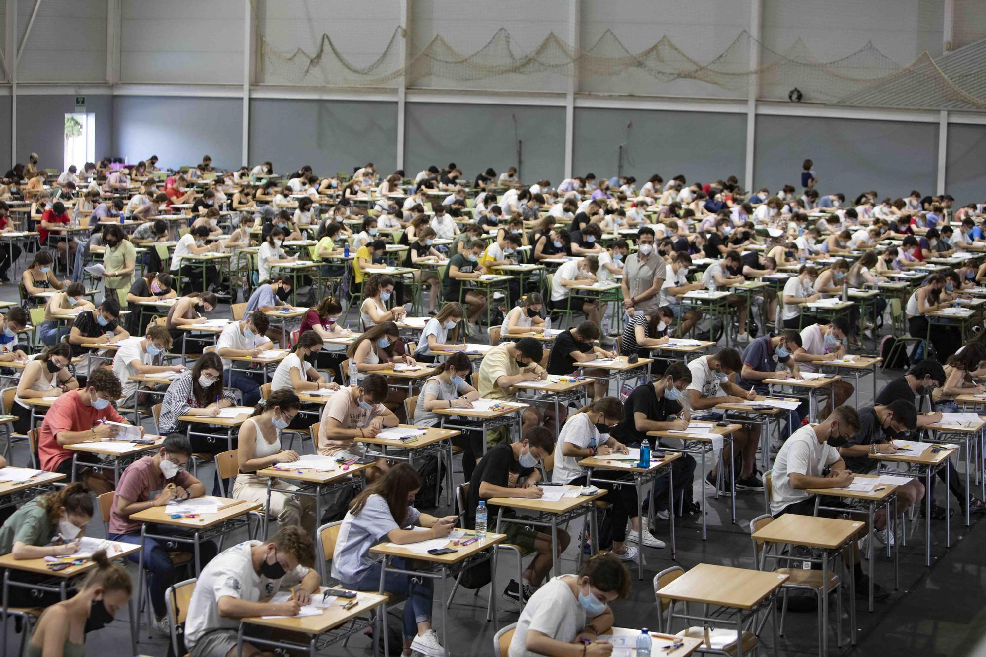 Así fueron las pruebas de la PAU para los estudiantes de la Costera en Xàtiva