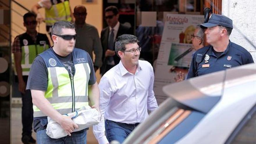 Libertad para el presidente de la Diputación de Valencia y los otros cinco detenidos
