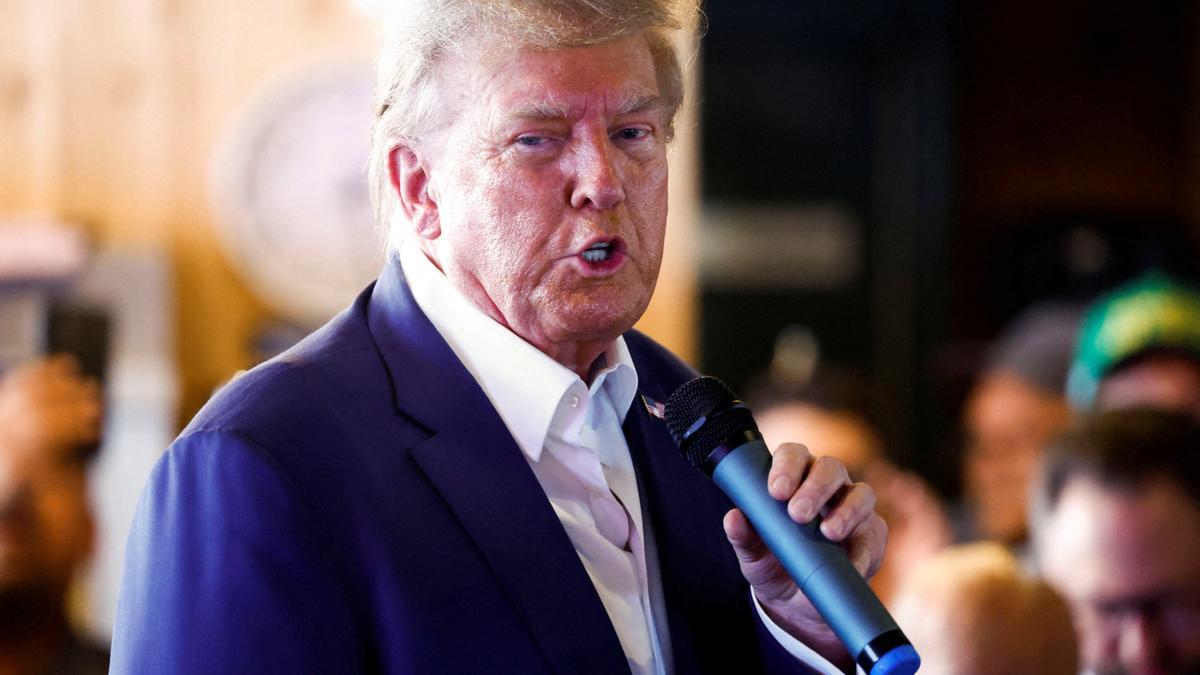 El expresidente de EEUU, Donald Trump, durante un acto de campaña en Des Moines, Iowa.