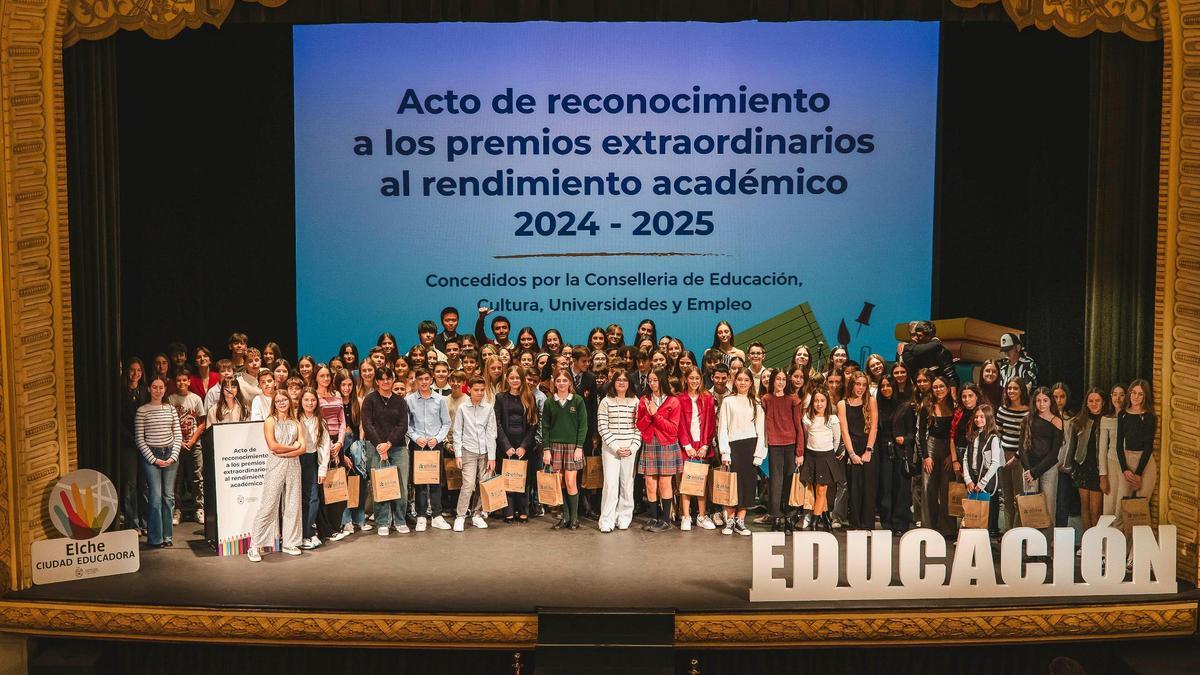 Premios Extraordinarios al Rendimiento Académico de la Comunidad Valenciana en Elche