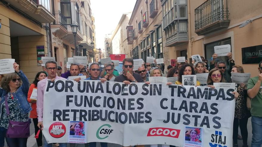 Los funcionarios de Justicia salen a la calle en Zamora