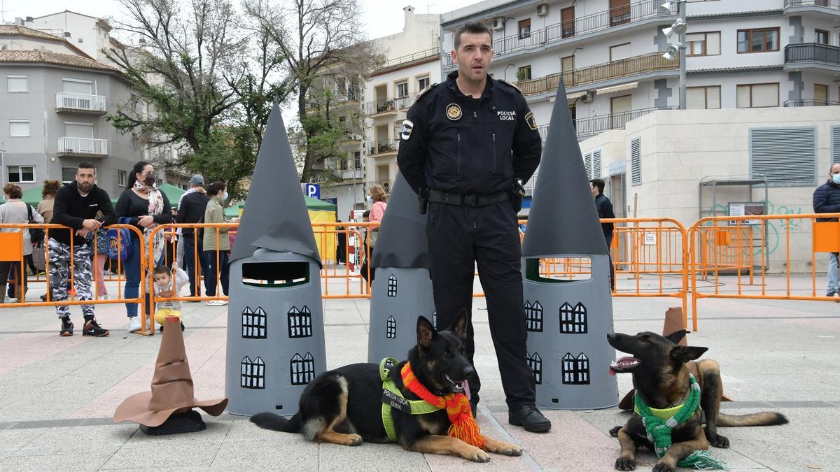 Khalan y Kosmos, los dos &quot;agentes&quot; de la unidad canina de Xàbia