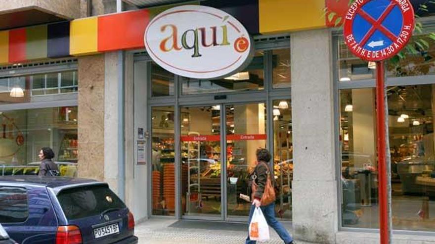 El primer supermercado Aquié del grupo Cuevas se abrió en la ciudad de Ourense.