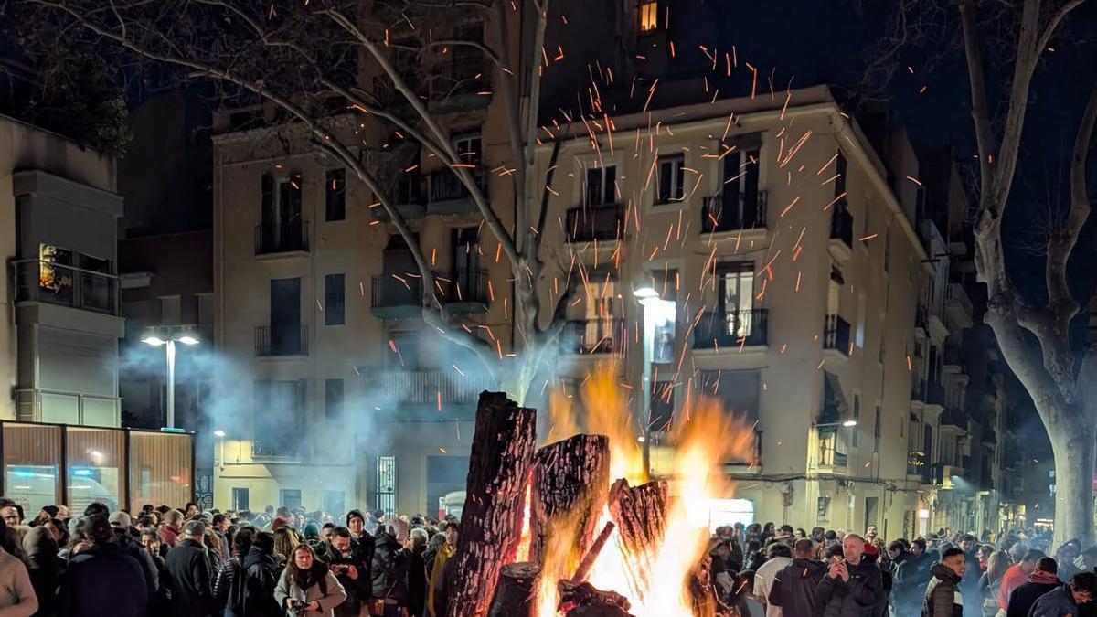 Las imágenes de la fiesta de Sant Antoni de Gràcia