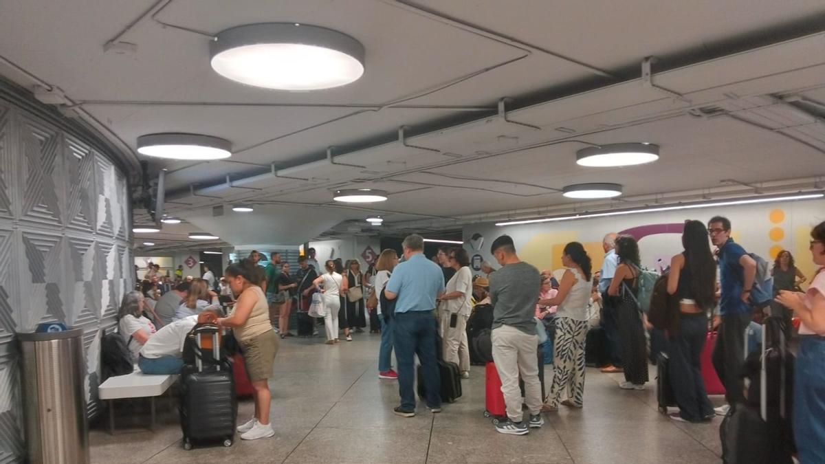 El accidentado viaje de Plasencia a Madrid para ver a El Último de la Fila, por culpa del tren.