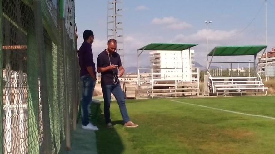 Jorge Cordero y Sergio Mantecón, esta mañana, en el campo Anexo al Martínez Valero