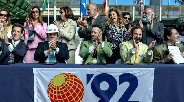 Salen a la luz imágenes inéditas de la serie '1992' rodada en Sevilla