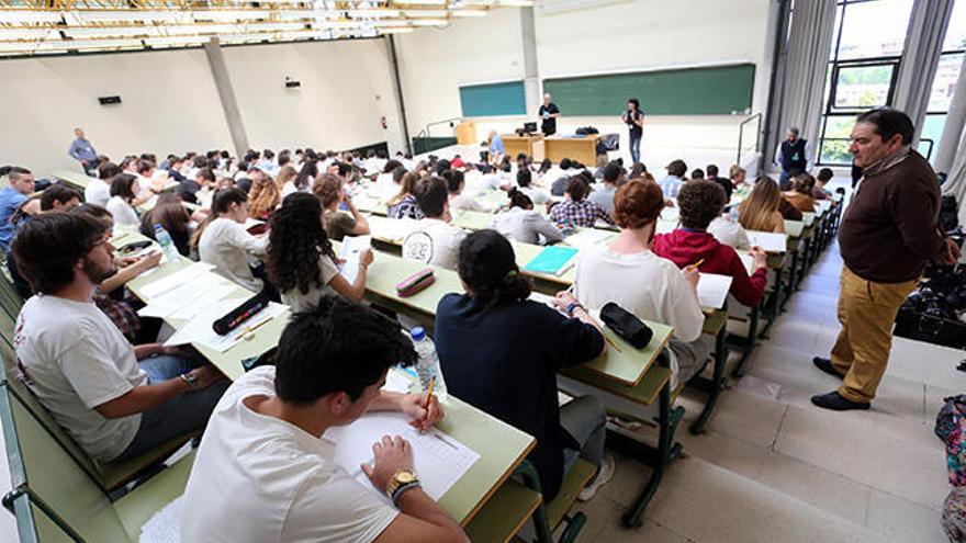 Selectividad 2018: Cuatro mil asturianos se examinan a partir de mañana de la EBAU