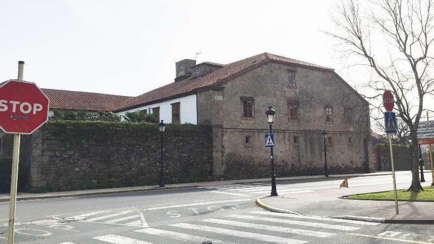 Rectoral de Cambre, en el centro del municipio.