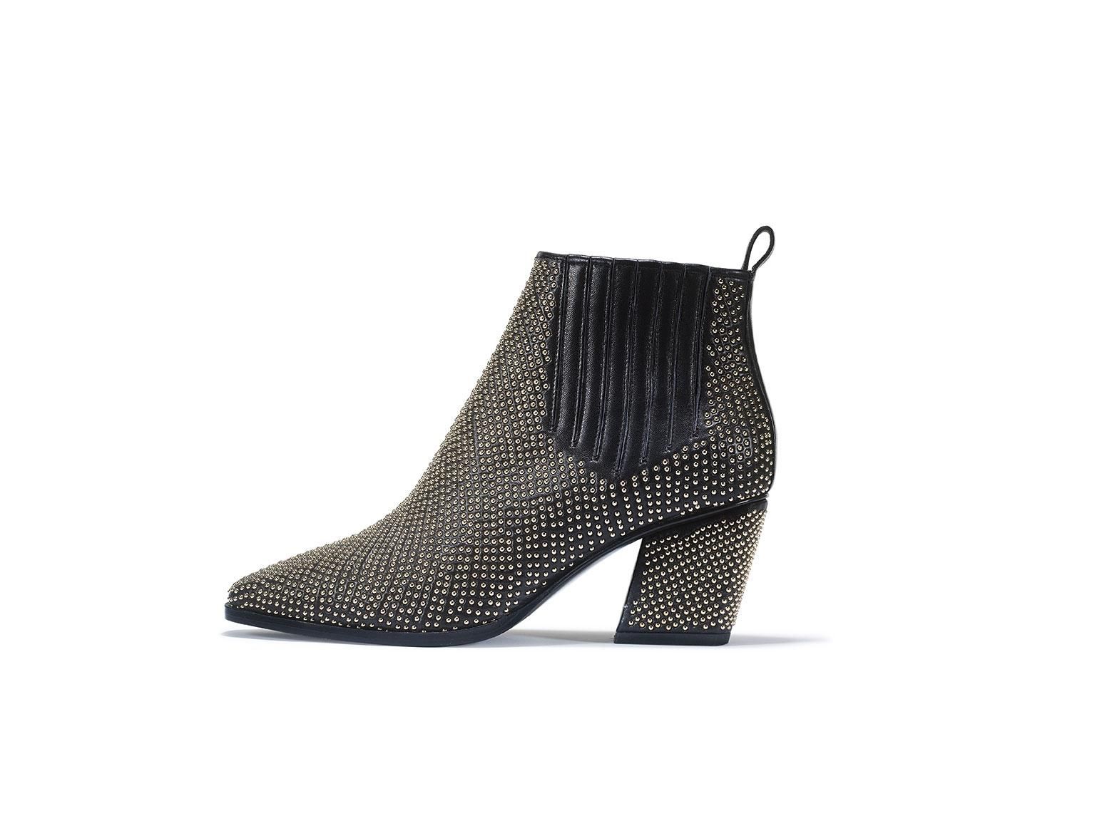 Al tobillo, Roger Vivier