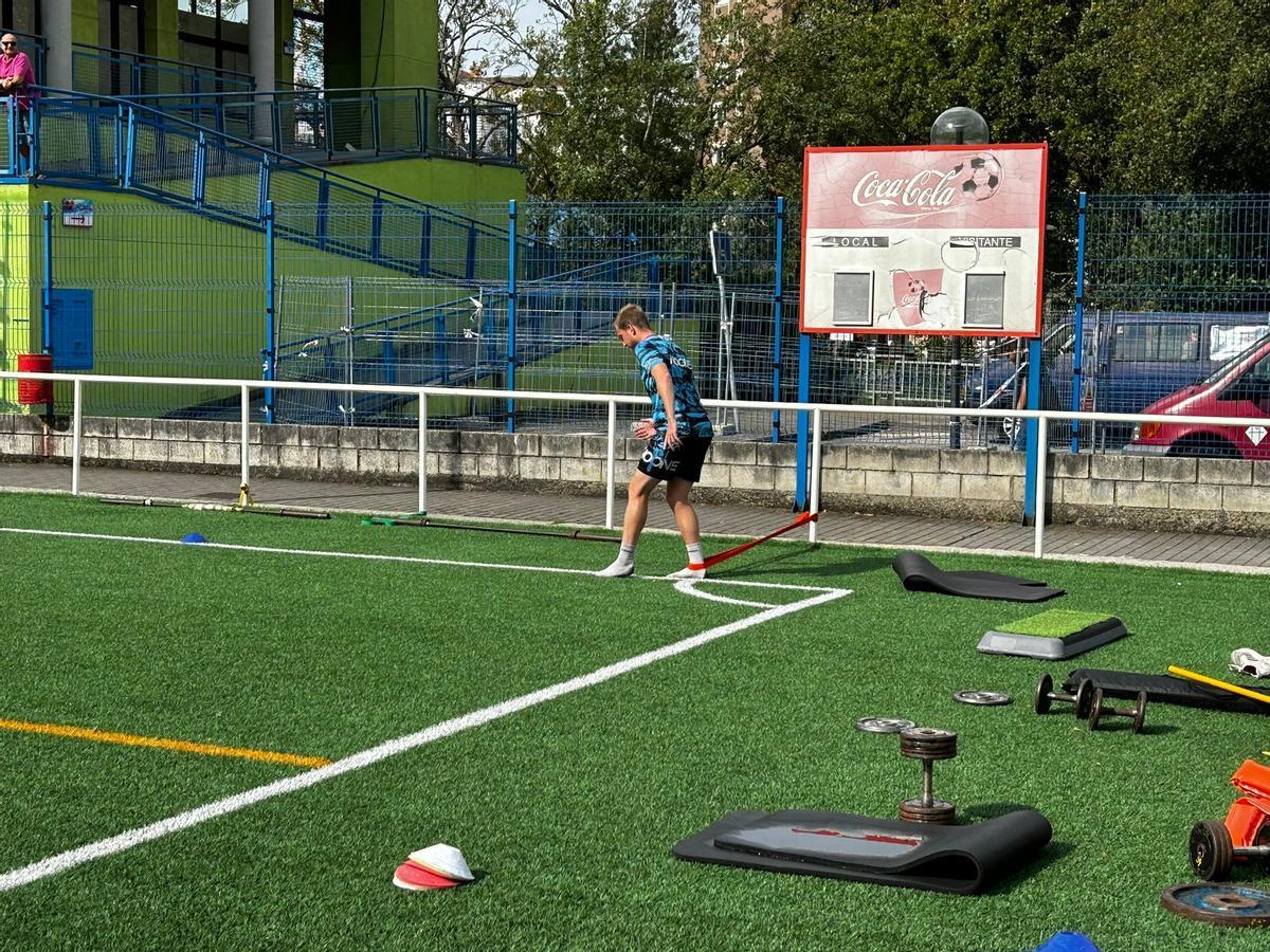 Un futbolista en La Toba, en una imagen de archivo.