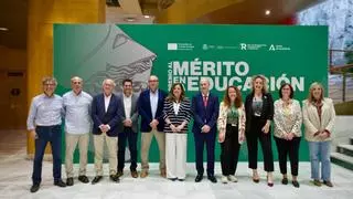 Los premios al Mérito en la Educación reconocen con la Medalla de Oro a la profesora de la EOI de Málaga María Fernanda González