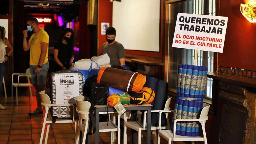 El responsable de Turismo discrepa de las restricciones al ocio nocturno