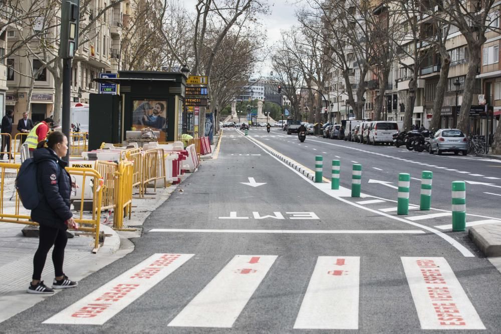 La avenida de Navarro Reverter ya tiene carril bus en ambos extremos de la calzada