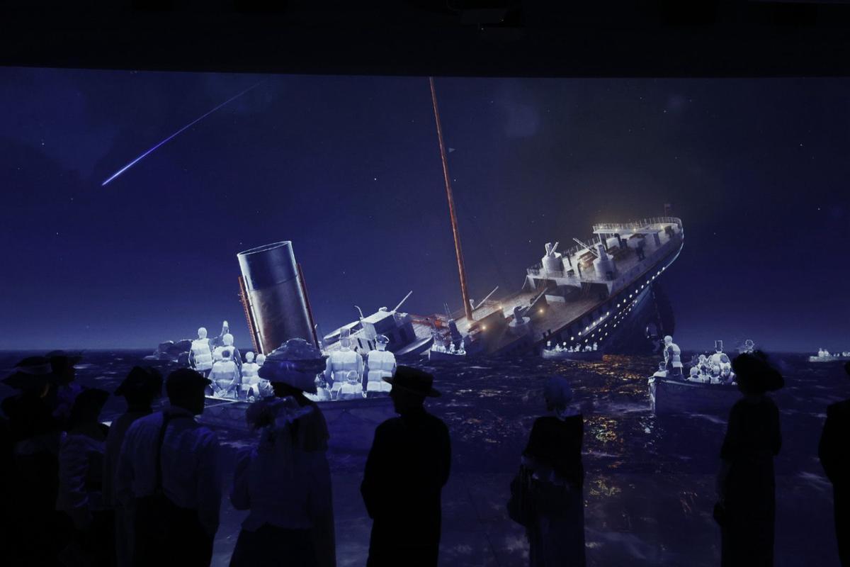 Llega a València la exposición inmersiva sobre el Titanic en Bombas Gens: 'La leyenda del Titanic' permite pasear al público por dentro del histórico buque Llega a València la exposición inmersiva sobre el Titanic en Bombas Gens: 'La leyenda del Titanic' permite pasear al público por dentro del histórico buque