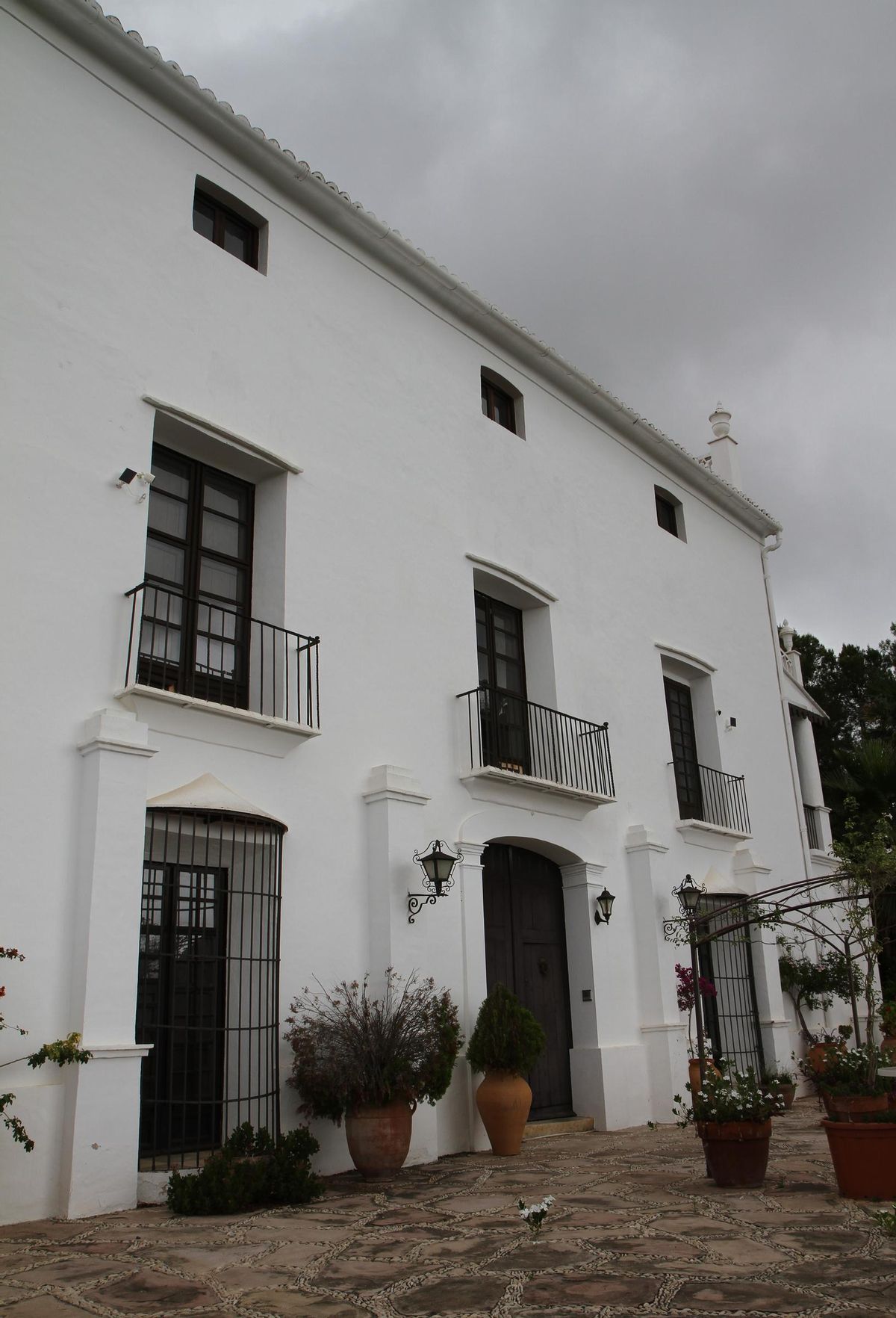 La fachada de Elca