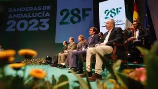 Córdoba reivindica unidad en la entrega de las Banderas del Día de Andalucía