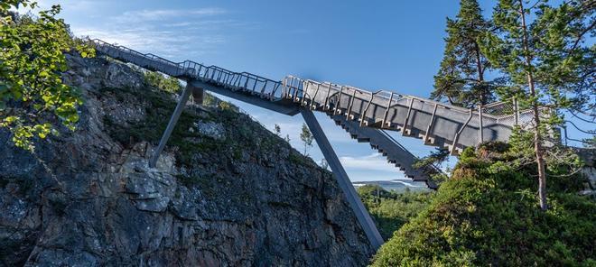 Puente de Vøringfossen en Noruega