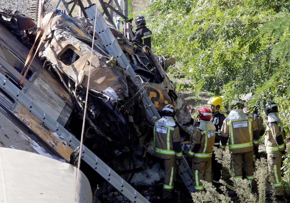 FOTOGALERÍA / Accidente de tren en Pontevedra