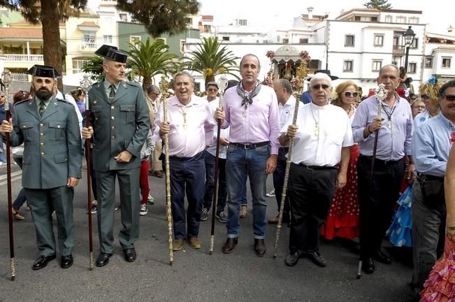 ROMERIA ROCIERA Y OFRENDA A LA VIRGEN