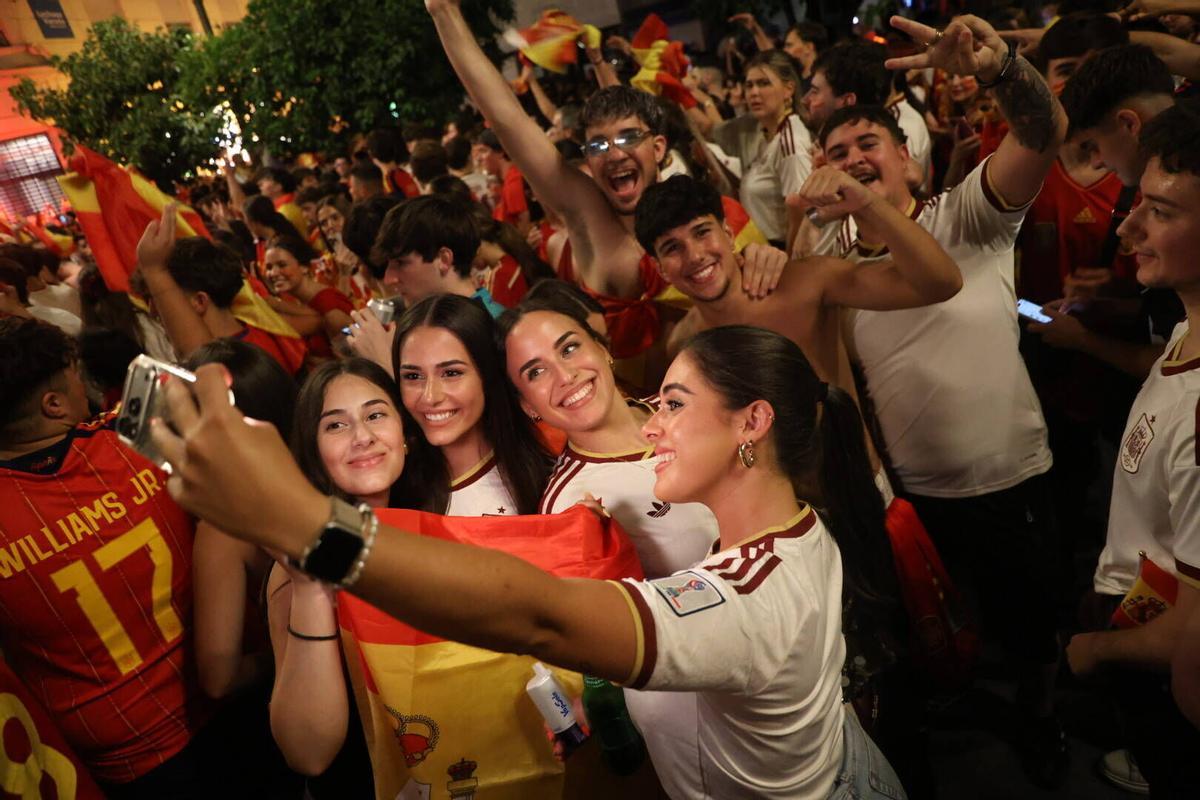 ¡España, campeona del mundo! Córdoba celebra en Las Tendillas el triunfo ante Argentina