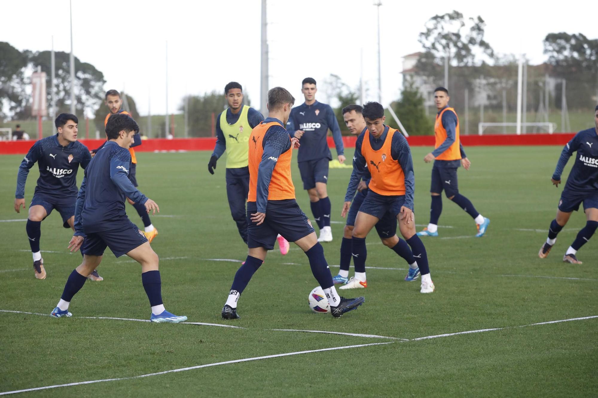 El Sporting vuelve a entrenar después de la victoria en Villareal (en imágenes)