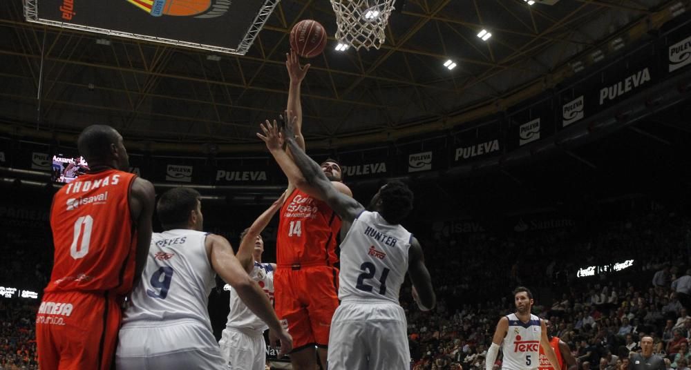 Las mejores imágenes del Valencia Basket - Real Madrid