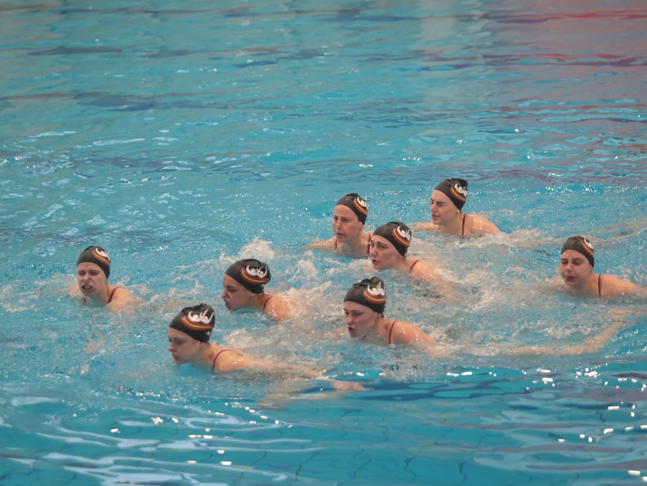 Exhibición solidaria por la dana del equipo español de natación artística