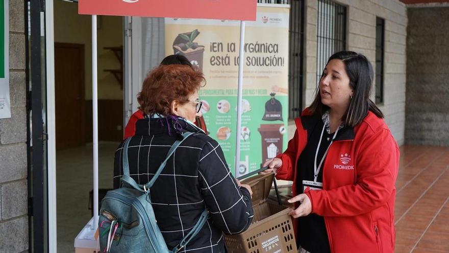Promedio inicia una campaña para reforzar el conocimiento sobre el contenedor marrón en la provincia