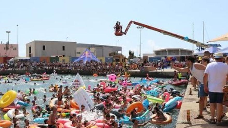 Reforzadas cucañas marítimas en el Port de Sagunt