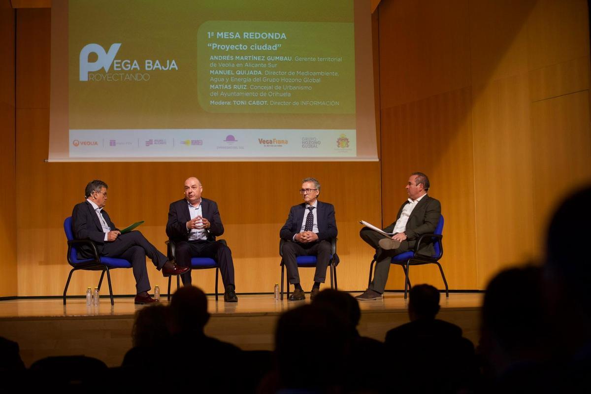 La jornada «Proyectando Vega Baja» pone sobre la mesa los grandes retos de la comarca