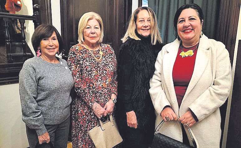Katia Juliá, Carmen Carreras, Águeda Ropero y Soledad Hidalgo.