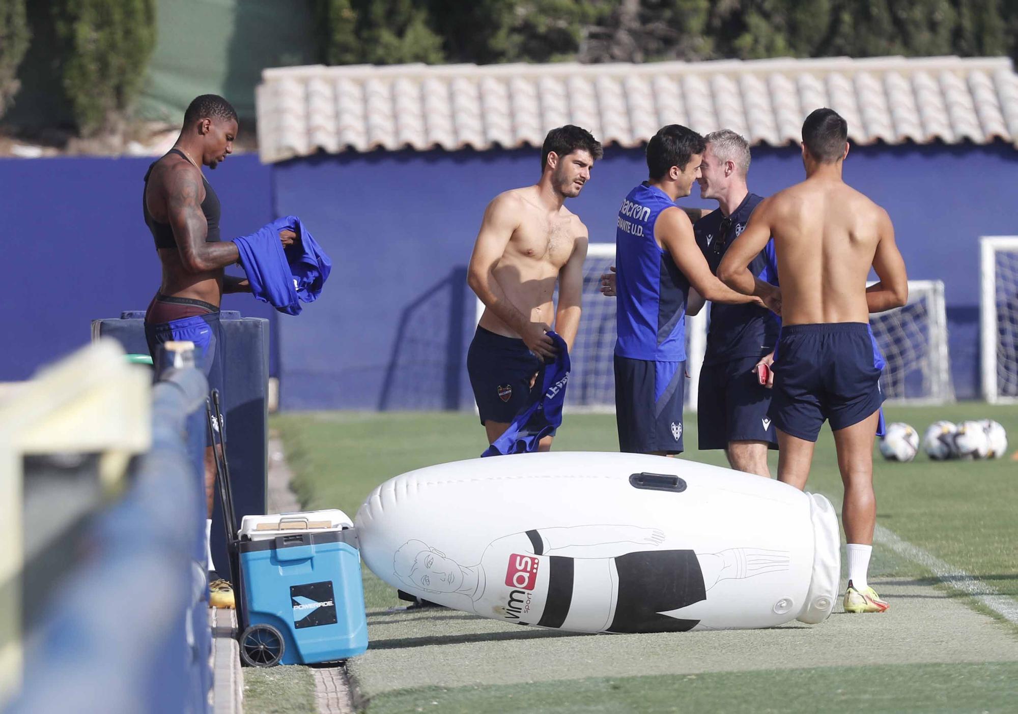 Sesión en Buñol del Levante UD