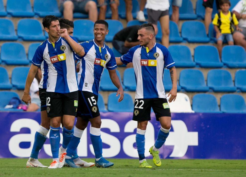 El Hércules genera dudas en su puesta de largo en el Rico Pérez al verse superado por el Villarreal B