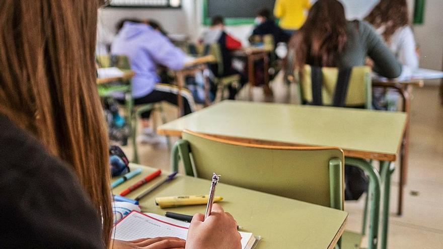 Canarias pierde alumnos de religión católica